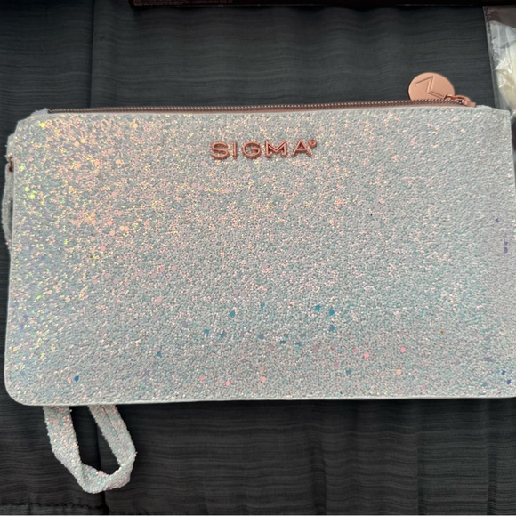 Sigma Holiday glam brush set - Picture 4 of 5